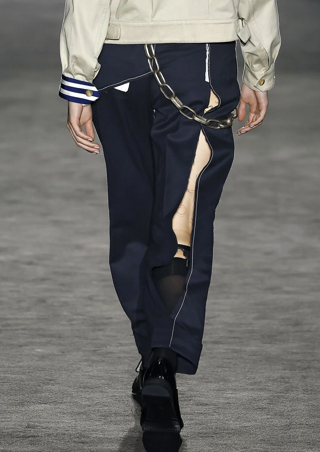 Paolo Leduc Twisted pantalon tailleur laine bleu marine