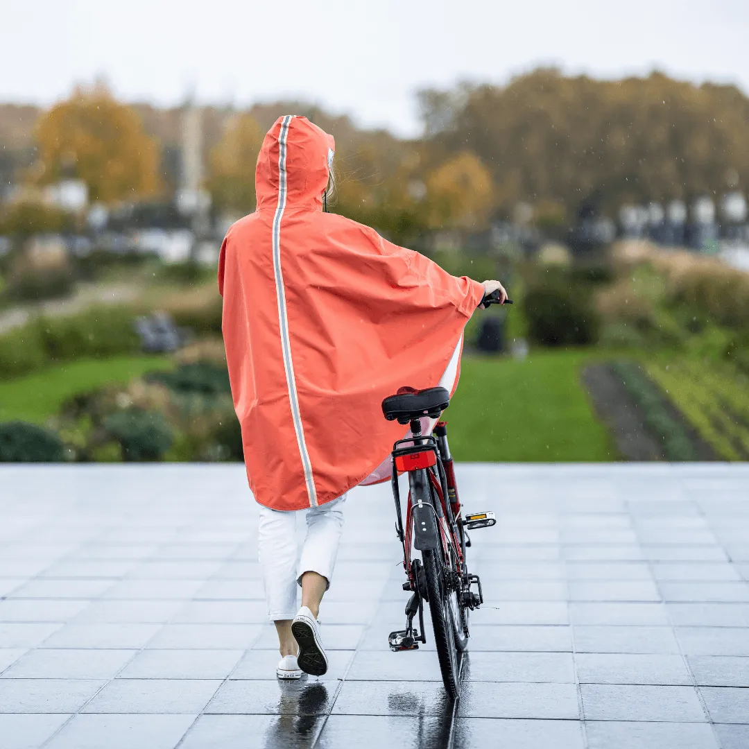 Le Temps des Grenouilles Cap York cape pluie vélo corail