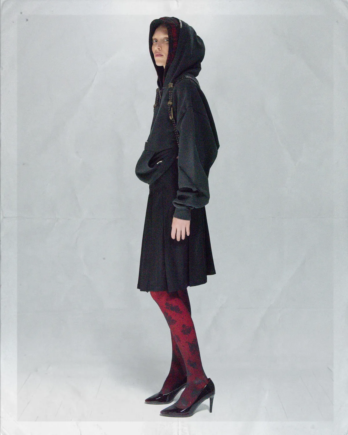 PAOLO LEDUC Parachute Kink hoodie noir sangles cloutées