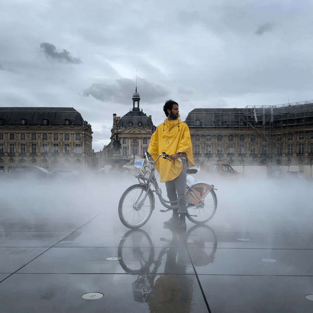 Le Temps des Grenouilles Cap Breton Cape de Pluie Vélo