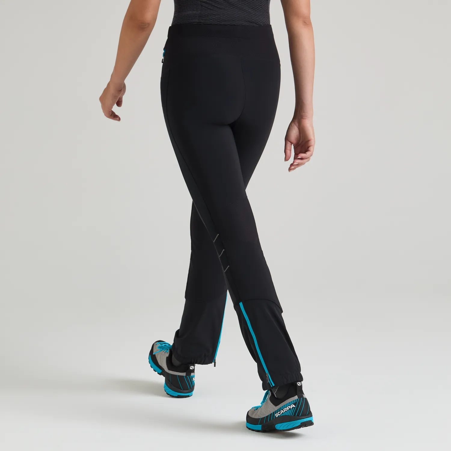 Montura Poison Pants Woman pantalon femme noir imperméable