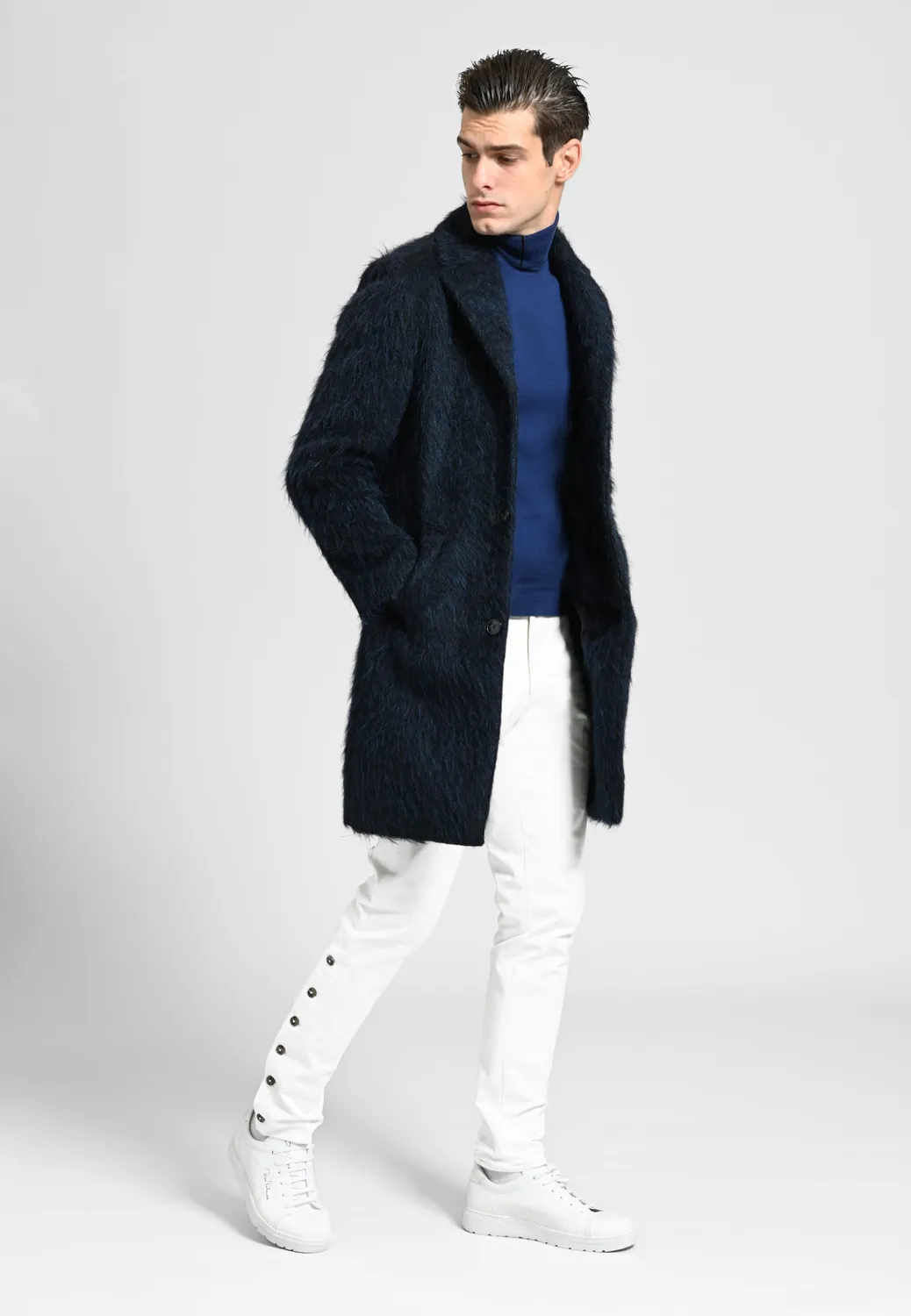 Pierre Talamon pull col roulé bleu manches longues