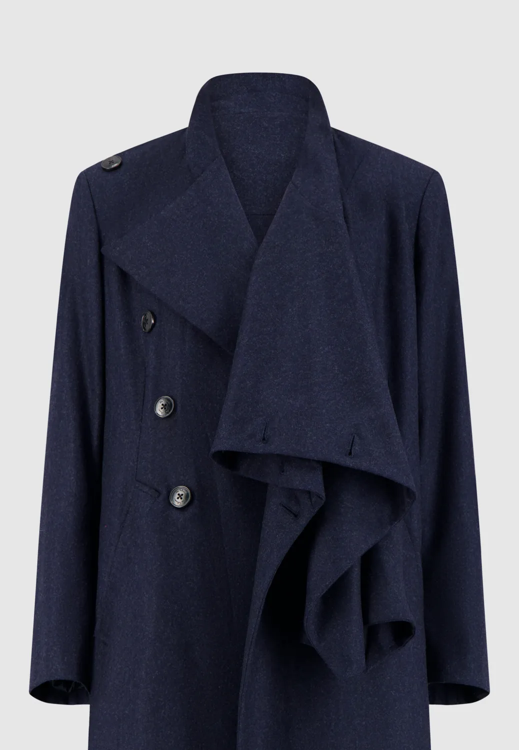 Pierre Talamon col écharpe manteau bleu hiver