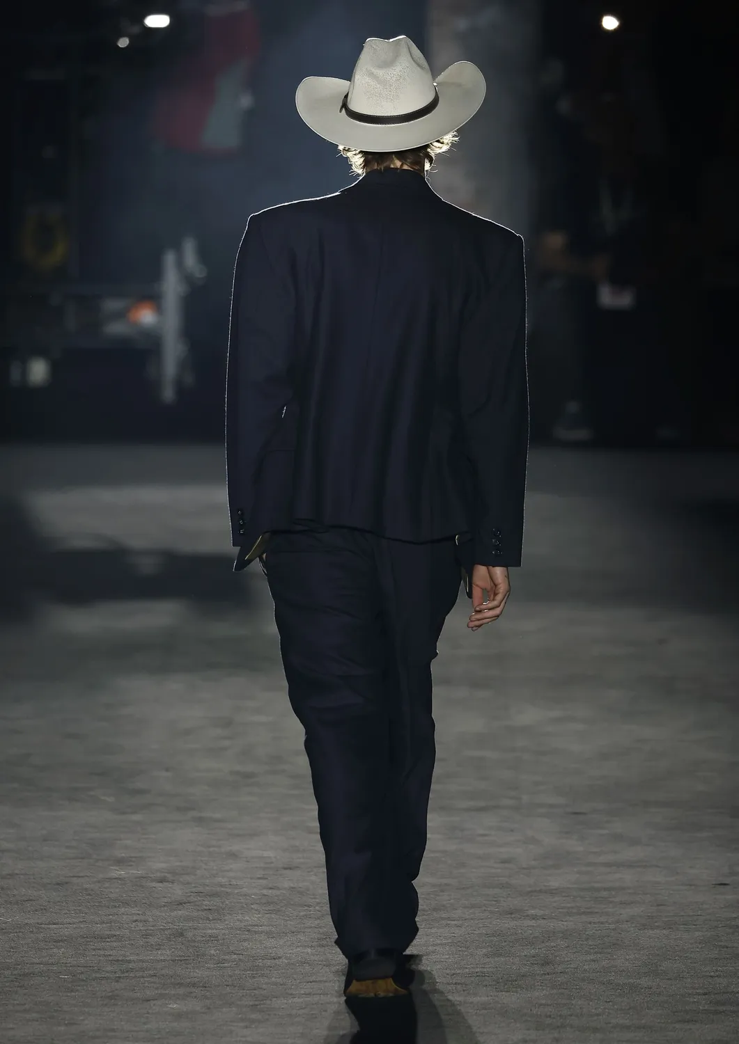 PAOLO LEDUC The Cuts blazer bleu laine sur mesure
