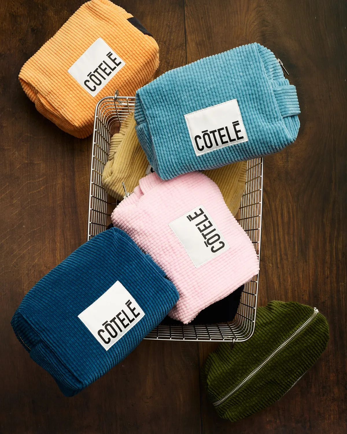Cotelé Paris Sky Blue trousse de toilette velours TU