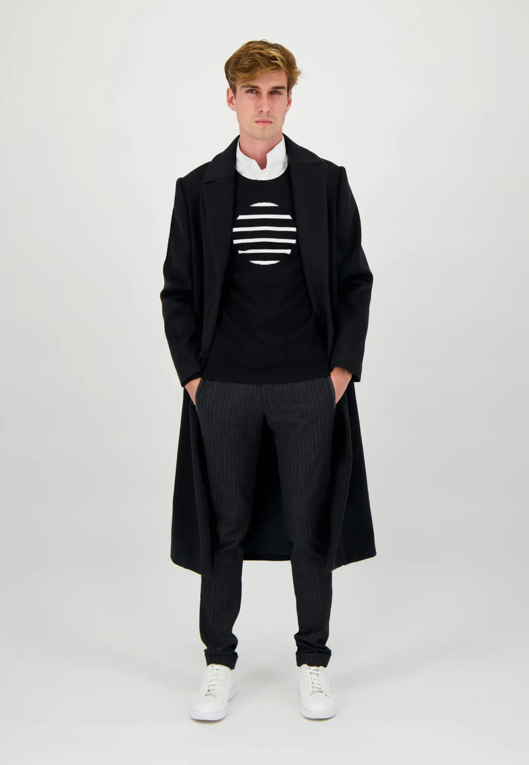 Pierre Talamon Eclipse pull noir col rond