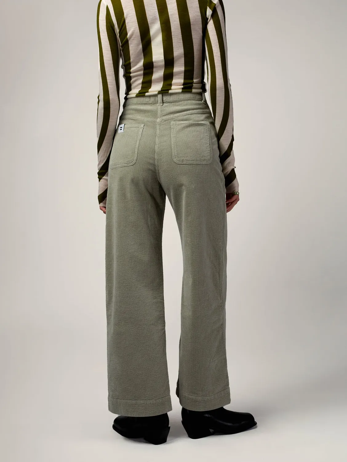 Cotelé Paris Jane pantalon femme sauge velours