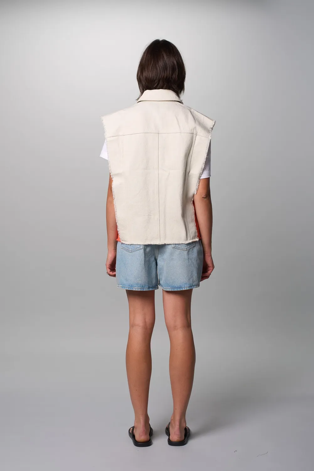 COTELÉ PARIS Billie veste sans manche off-white denim