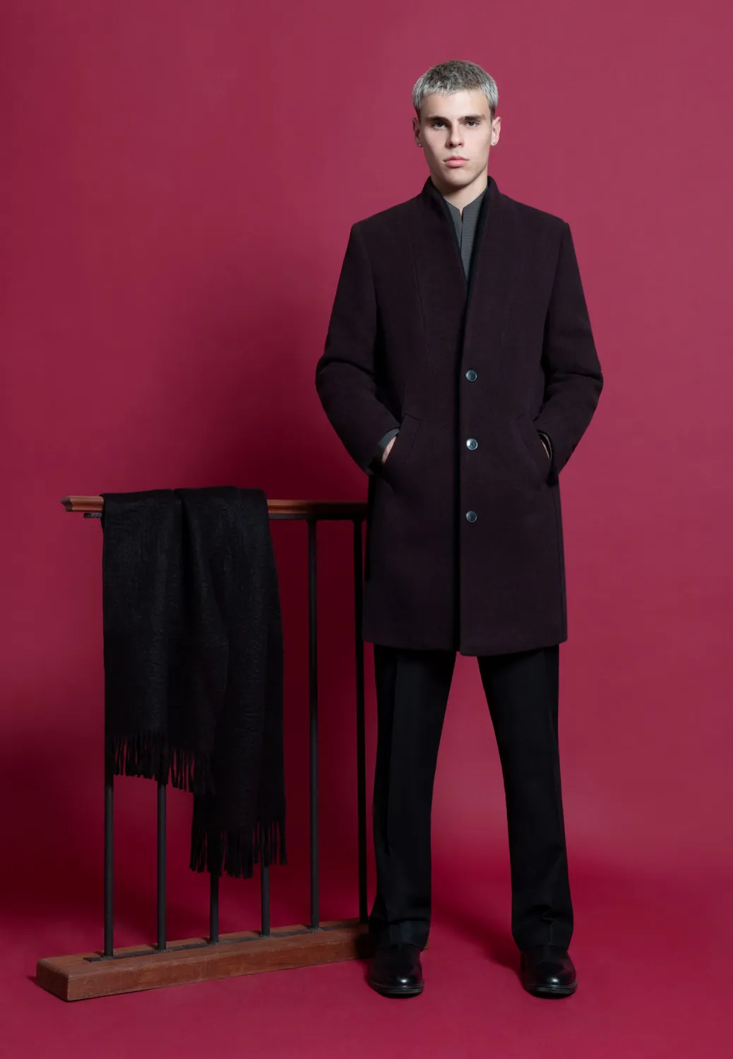 Pierre Talamon bordeaux noir manteau laine col montant