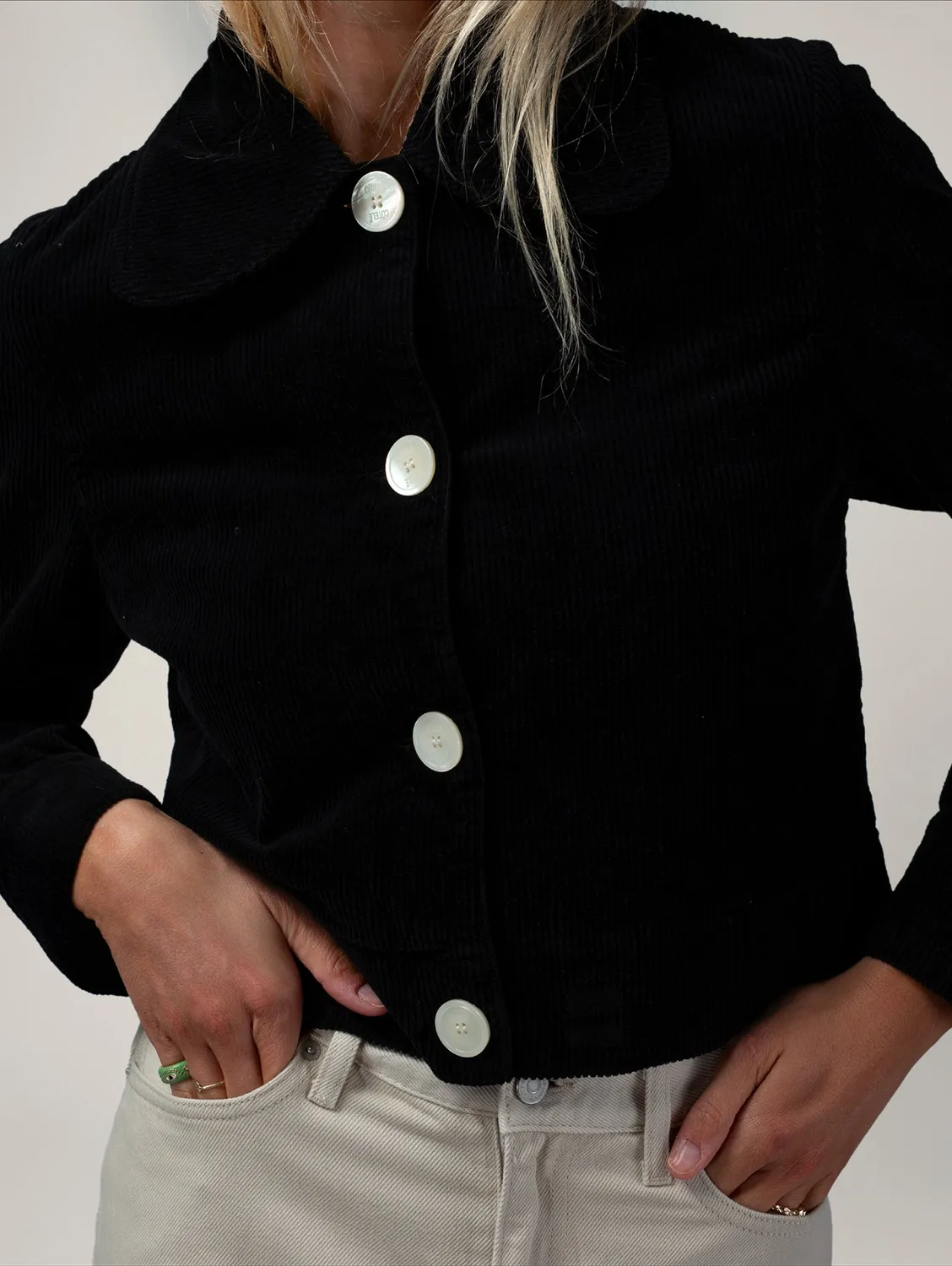 Cotelé Paris Daisy veste noire velours coton bio