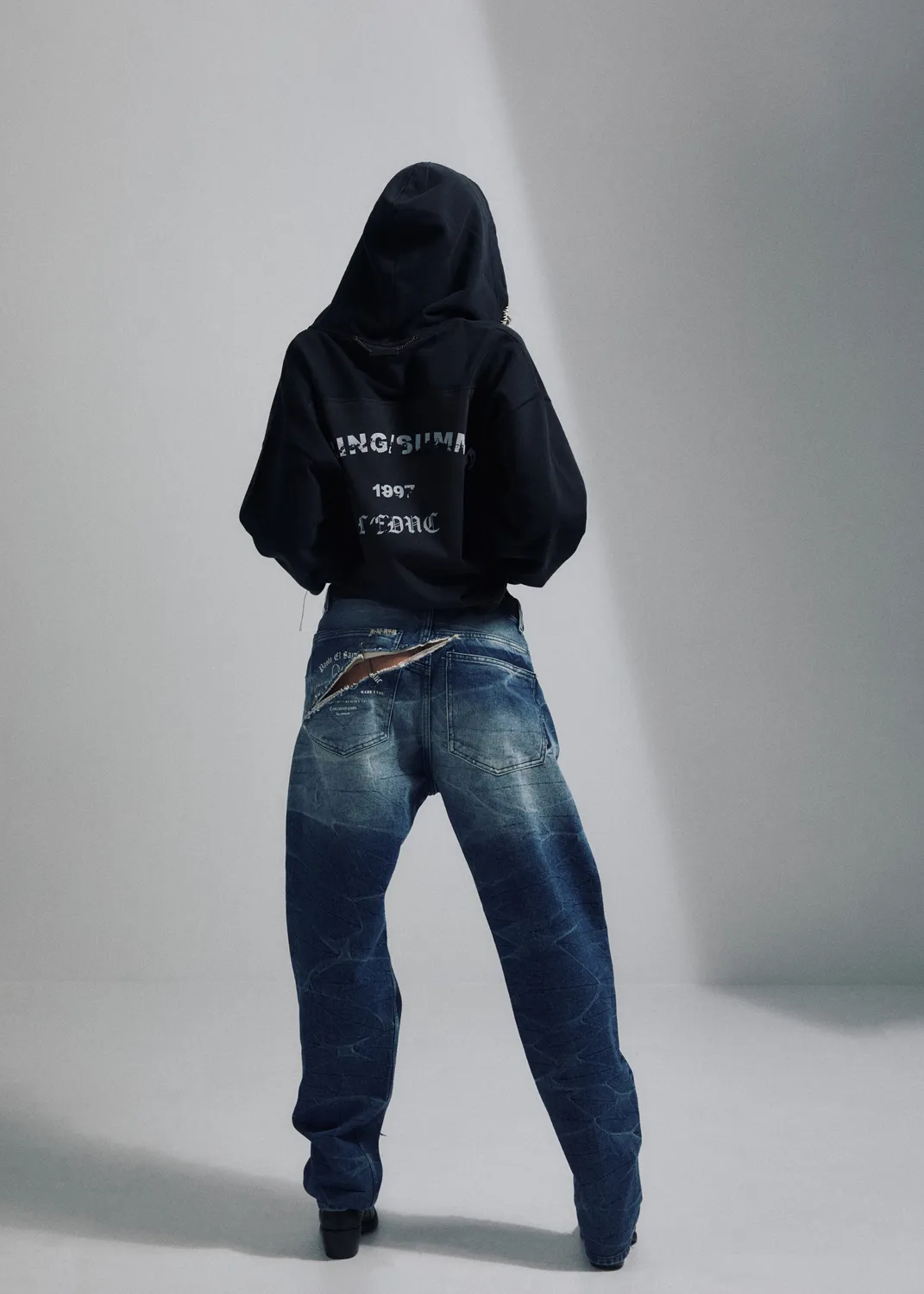 Paolo Leduc 1997 Reconstruction hoodie coton bio oversize