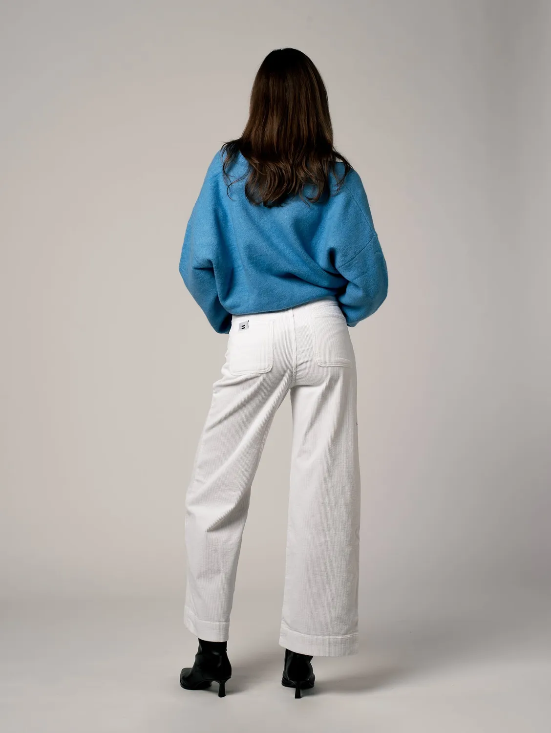Cotelé Paris Pantalon Jane Écru velours bio coupe droite