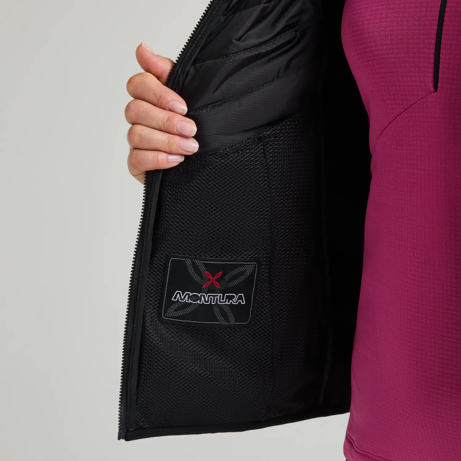 Montura Trace Hybrid Vest gilet femme isolé