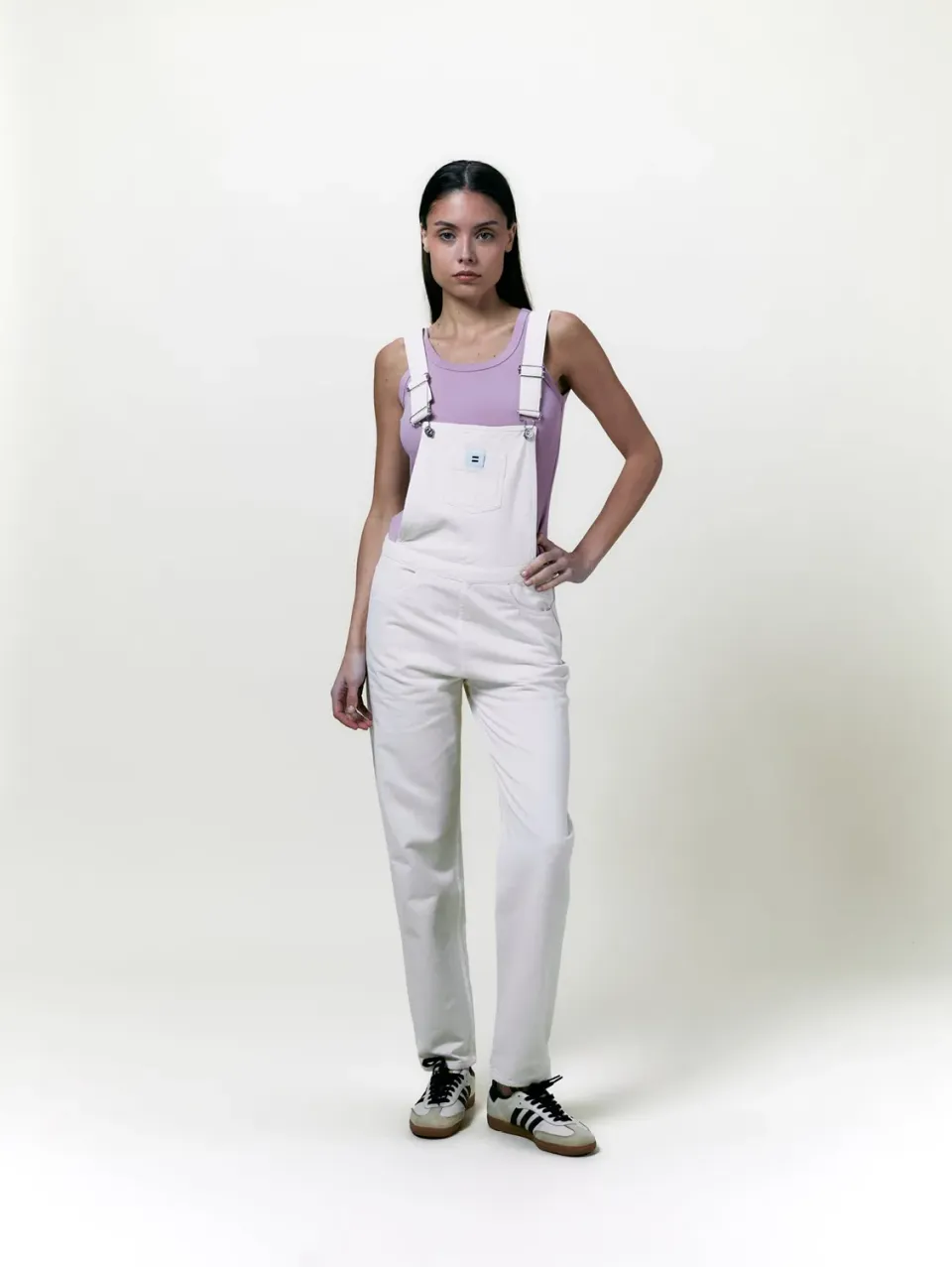 Cotelé Paris Mom salopette femme écru toile bio