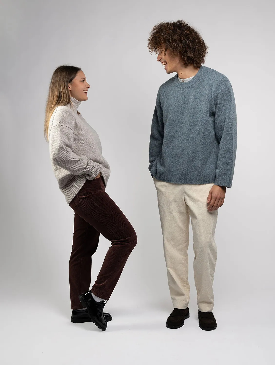 Cotelé Paris pantalon droit femme chocolat velours bio