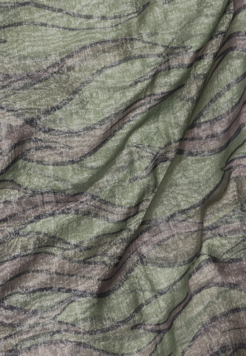 Pierre Talamon Naga Vert foulard léger à motifs