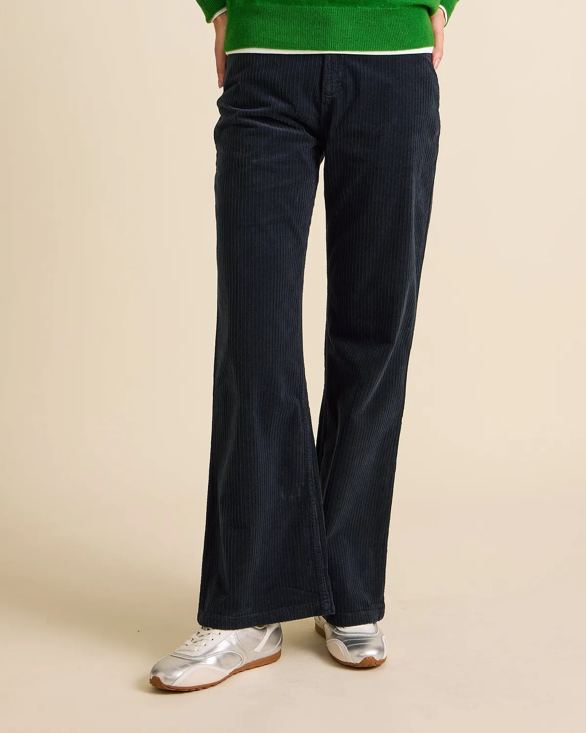 Cotelé Paris Flare pantalon femme navy velours