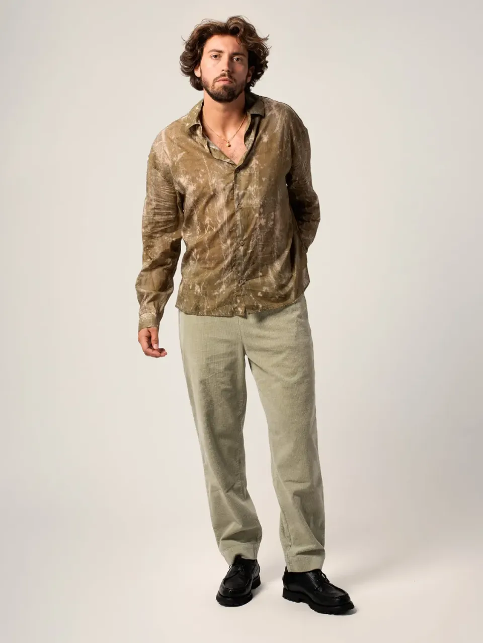 Cotelé Paris Lazy pantalon homme sauge velours bio