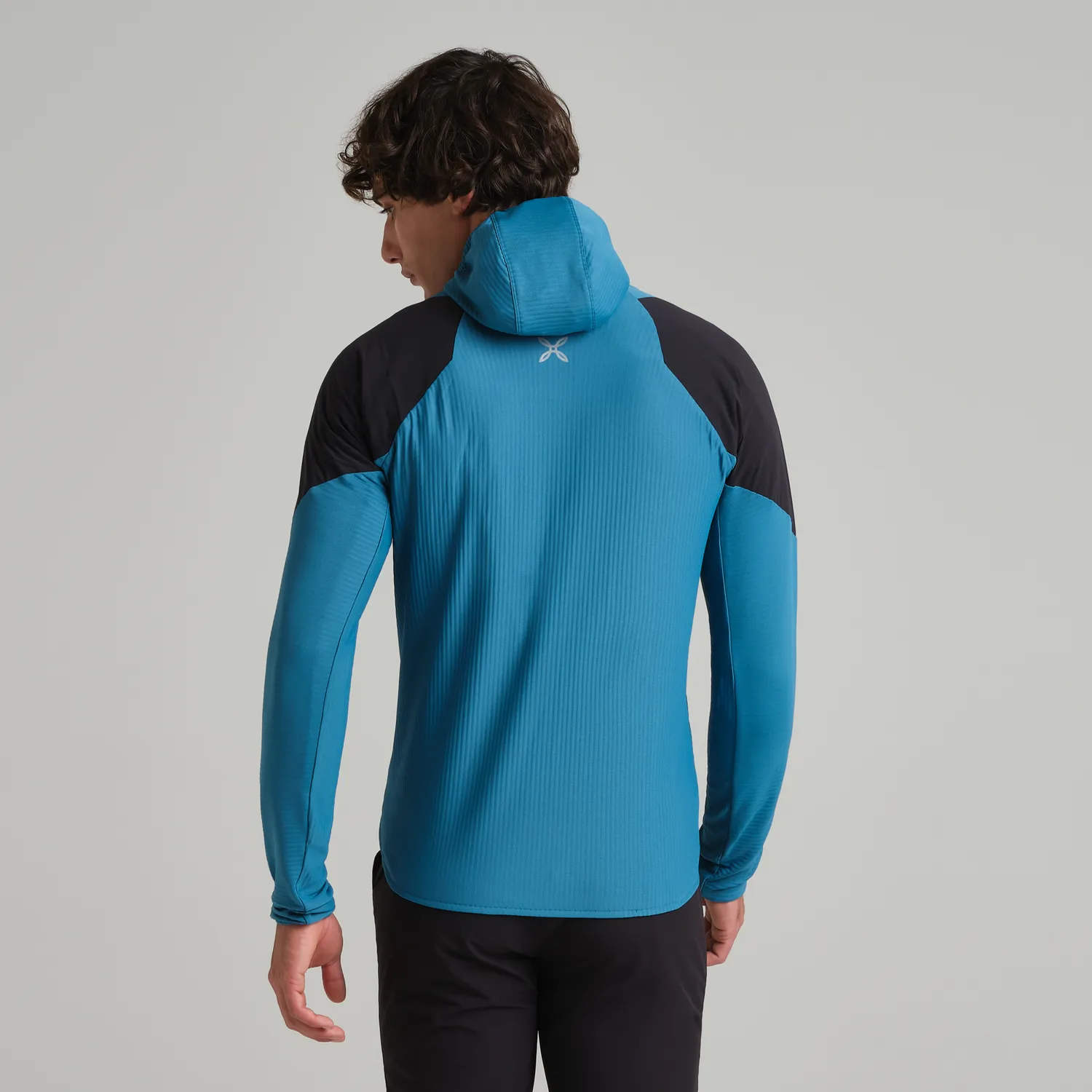 Montura Action Hooded polaire à capuche respirante