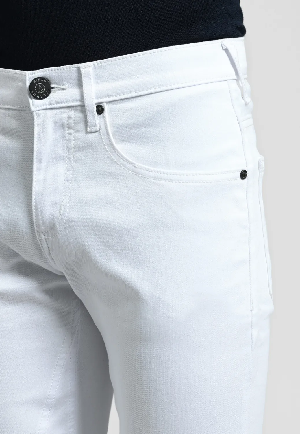 Pierre Talamon Zen White jean blanc coupe droite