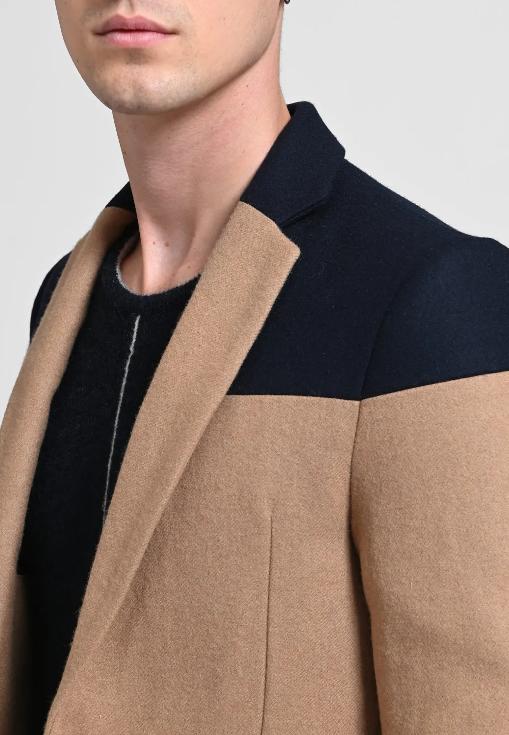 Pierre Talamon Bicolore veste camel élégante