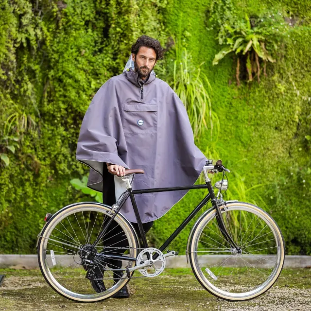 Le Temps des Grenouilles Nordkinn cape pluie vélo