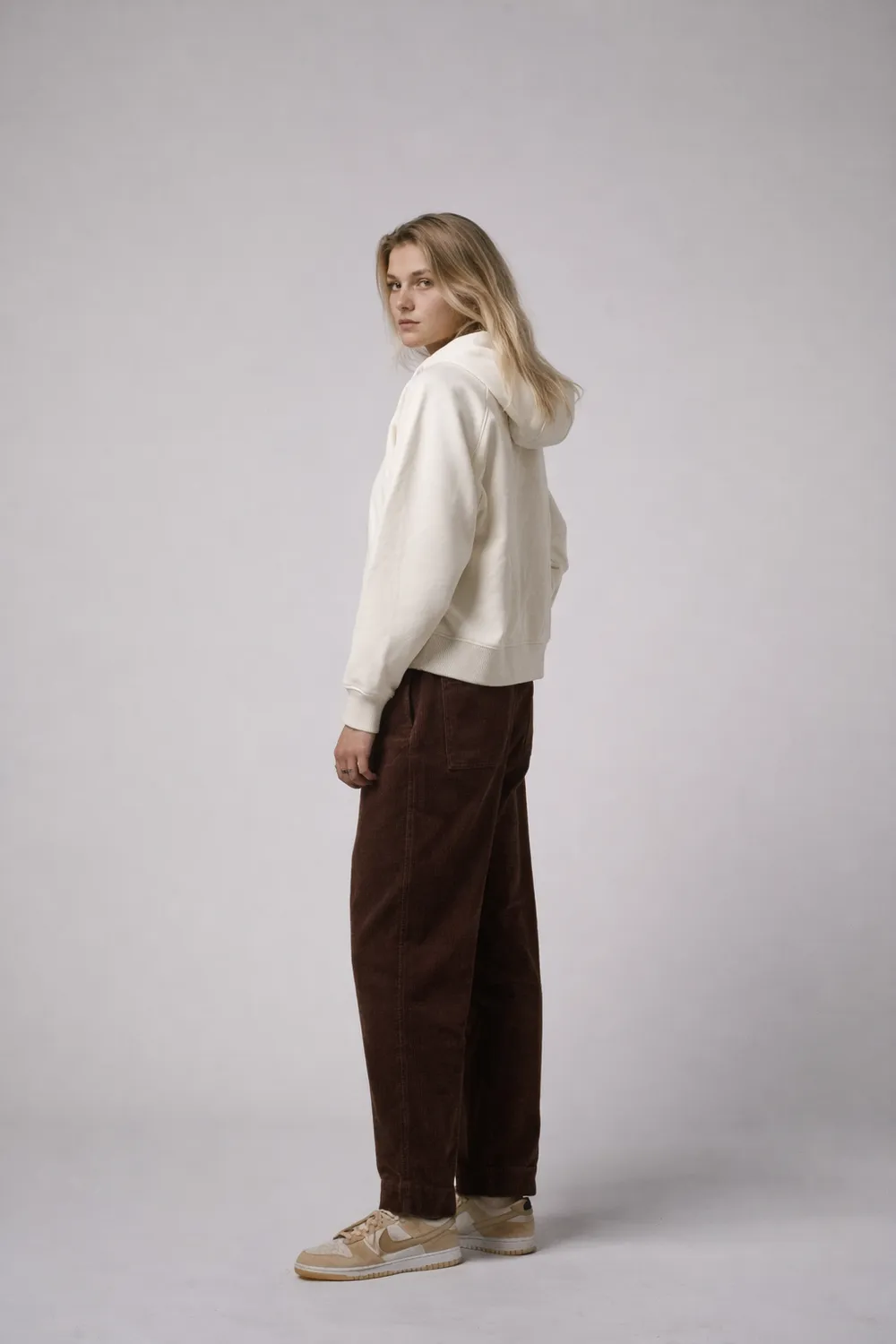 Cotelé Paris Lazy pantalon femme chocolat velours