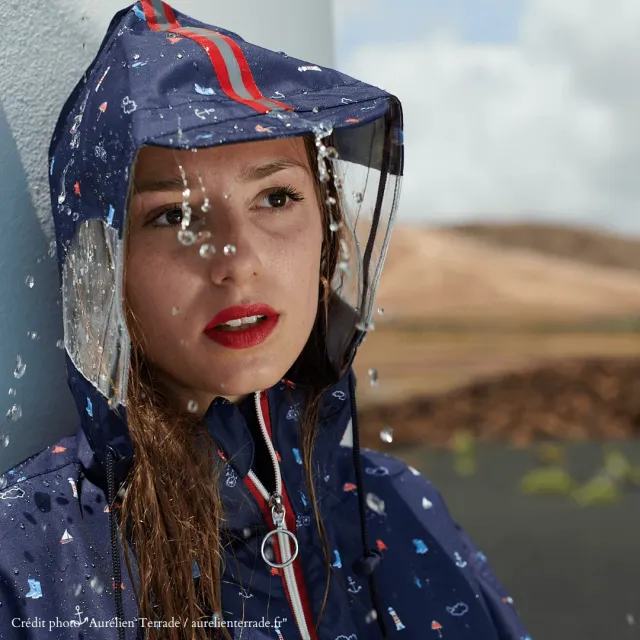 Le Temps des Grenouilles Cap Bonne Espérance cape pluie vélo