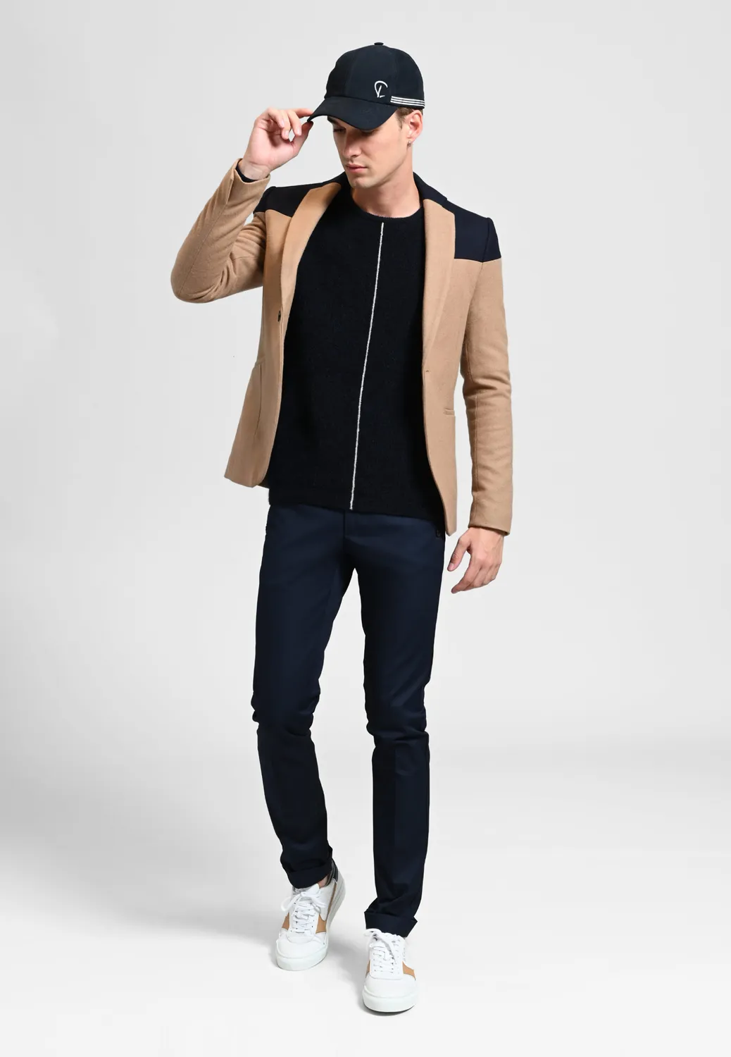 Pierre Talamon Bicolore veste camel élégante