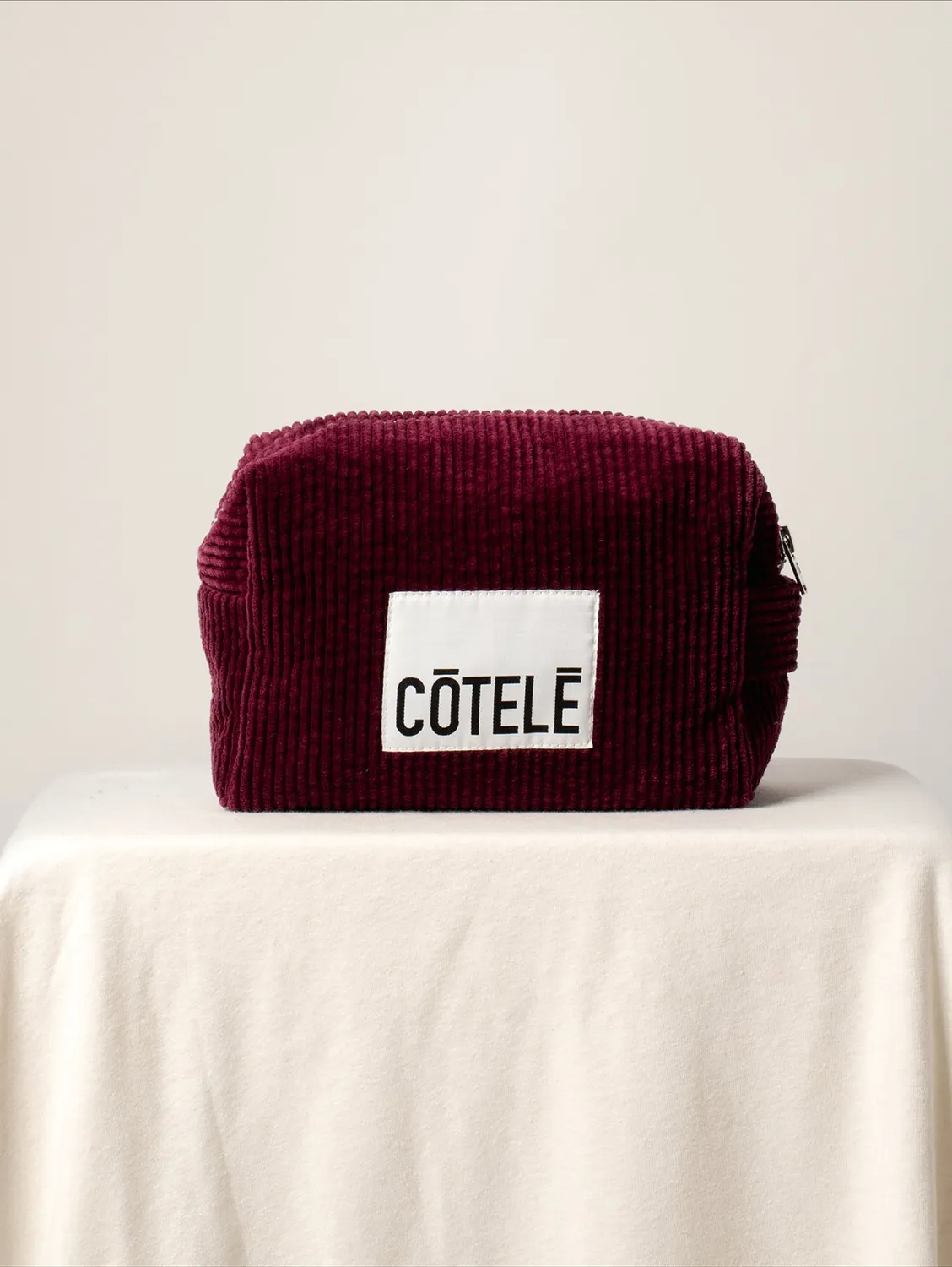 Cotelé Paris Trousse Toilette Prune velours bio taille unique