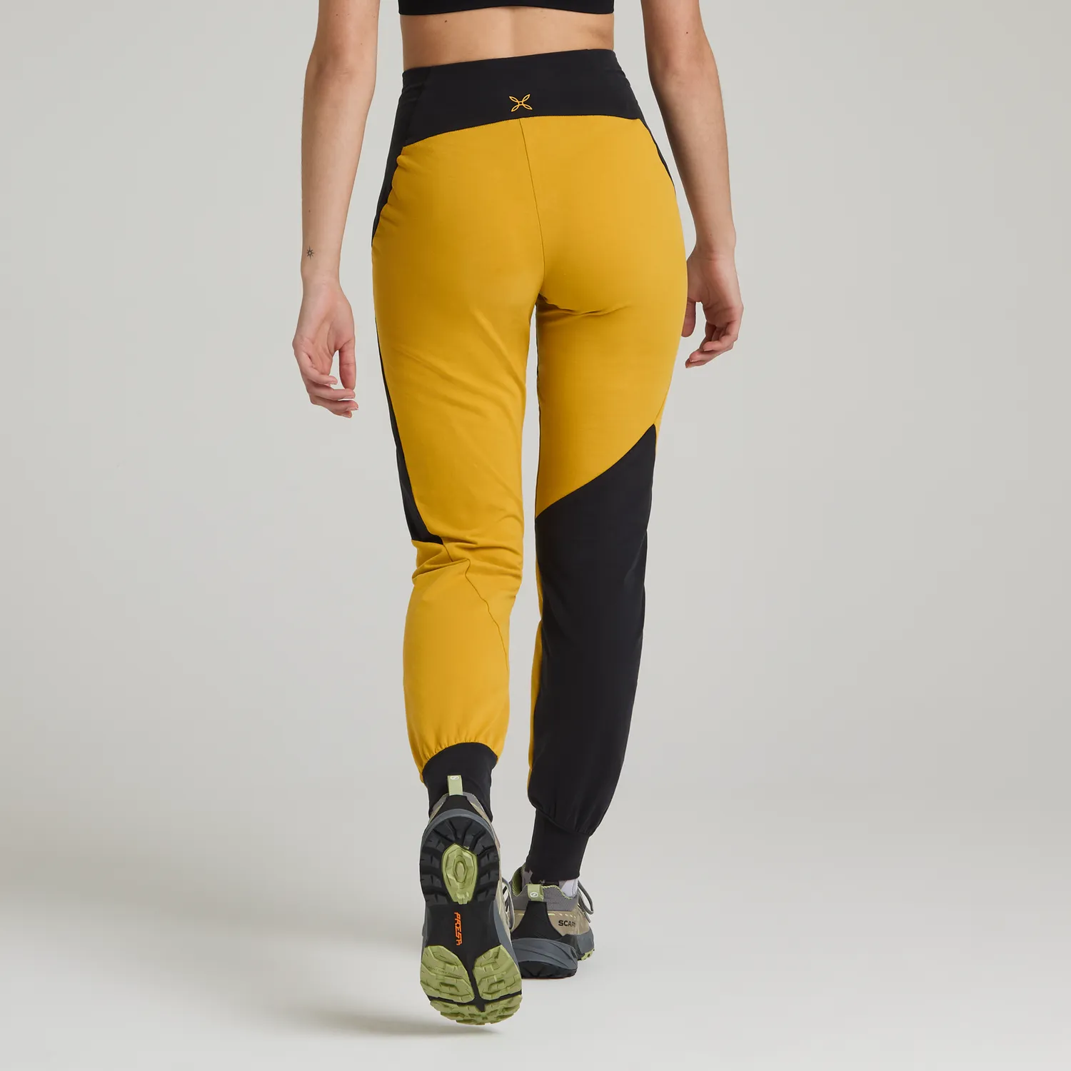 Montura Shiva Pants Woman Pantalon Femme Coton Bio