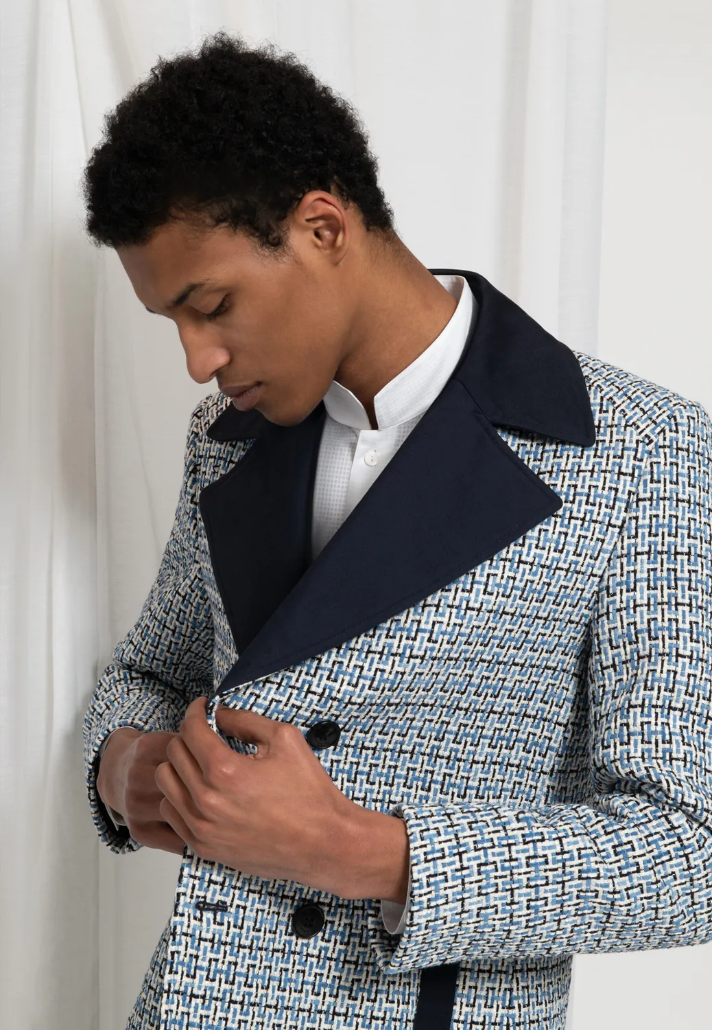 Pierre Talamon caban tissé blanc bleu marine croisé tweed