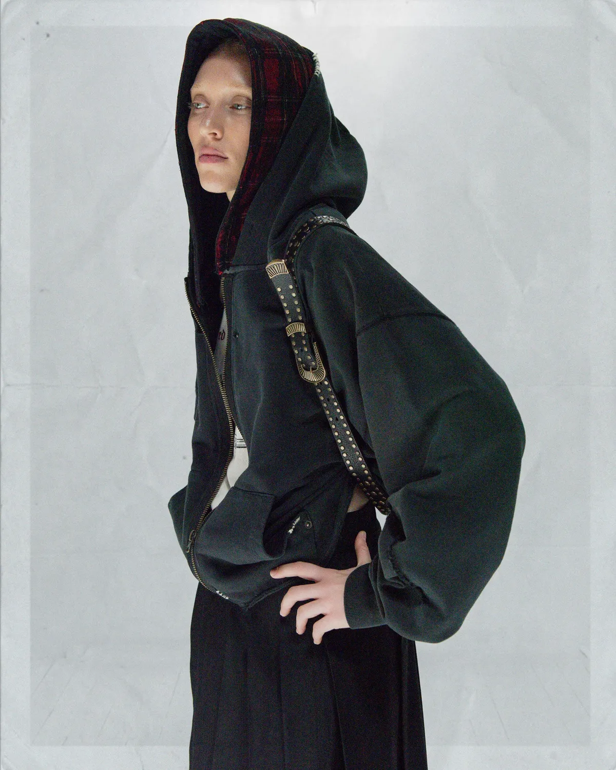 PAOLO LEDUC Parachute Kink hoodie noir sangles cloutées